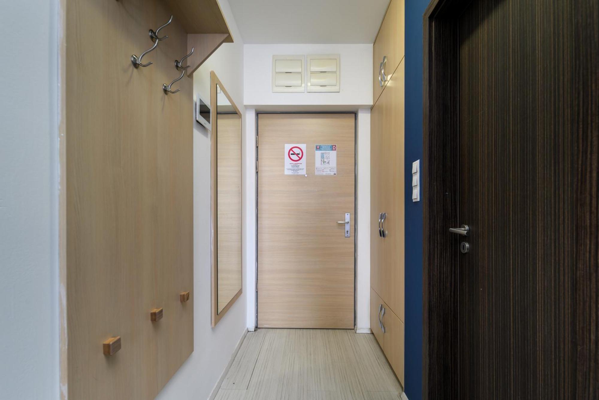 Sun Resort Residential Suite-Free Parking Garage Same Building Budapest Exterior foto